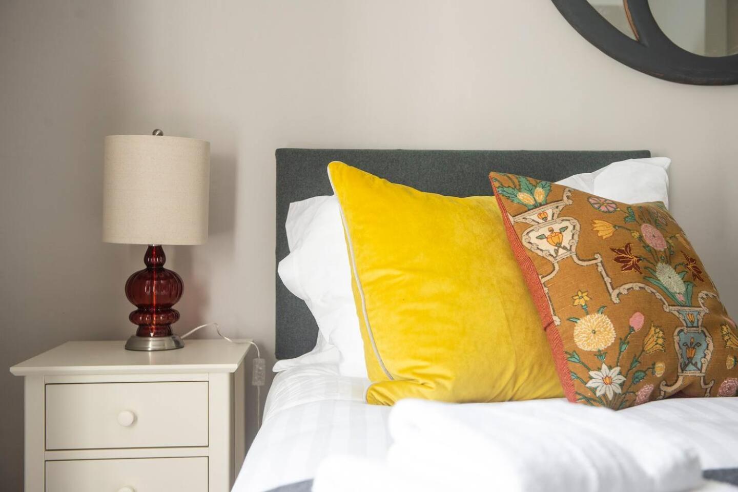 Guestready - Spacious And Beautiful 2Br Flat In Morningside เอดินบะระ ภายนอก รูปภาพ